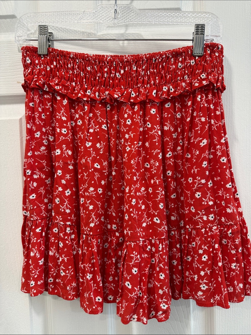 Zara Floral Mini Skirt Red size Medium